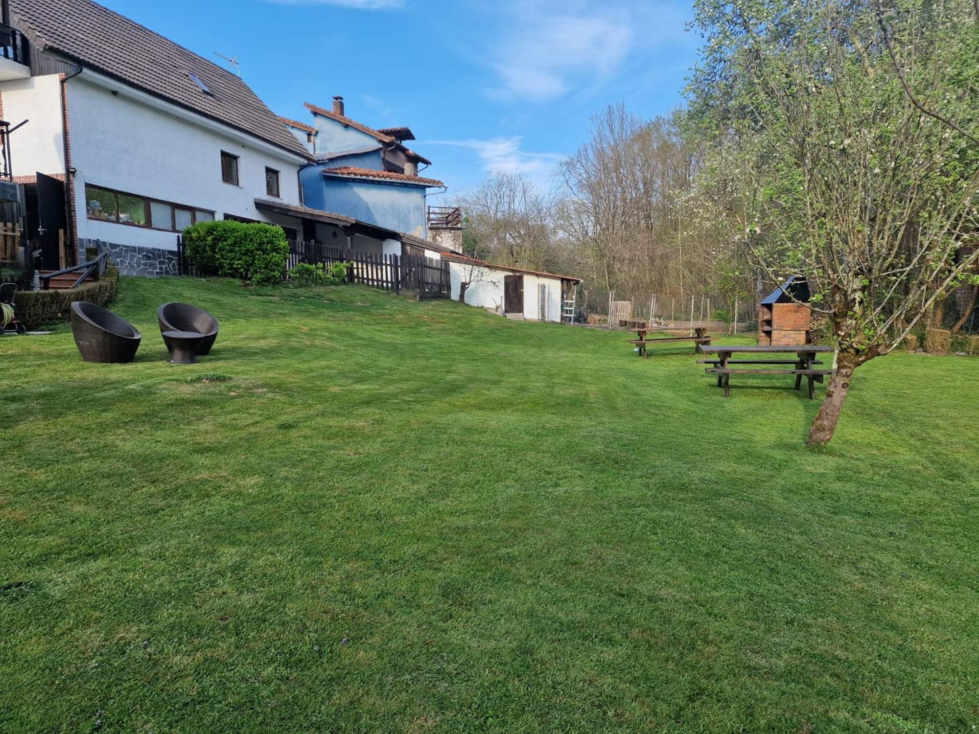 Alojamiento Con Jardin Y Barbacoa Onís Exterior foto